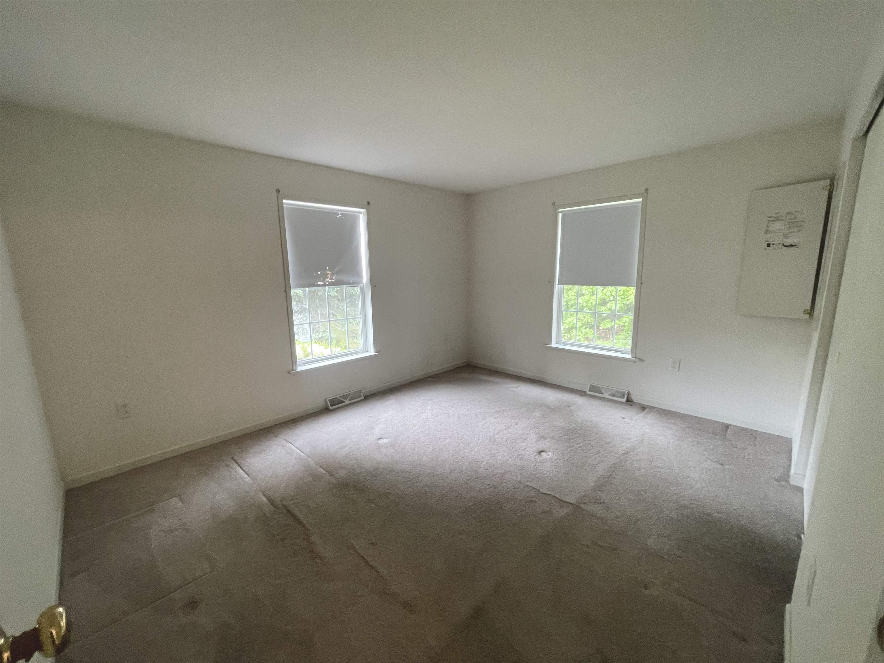 6 Centerwood Drive