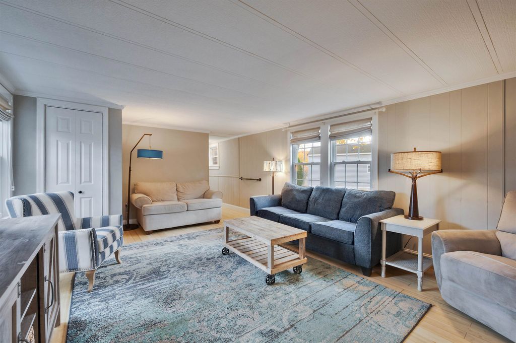 Photo of 10 Alder Street, Exeter, NH 03833 (MLS # 5067741)