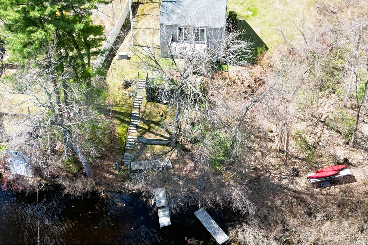 19 Waterfront Way