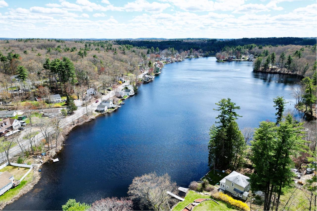 19 Waterfront Way