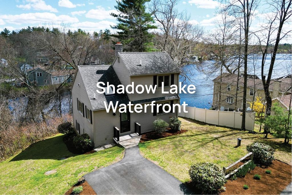 Photo of 19 Waterfront Way, Salem, NH 03079 (MLS # 5087195)