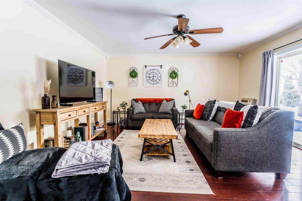 Photo of 1 Matthew Street #6, Concord, NH 03301 (MLS # 5072774)