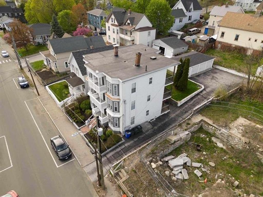 Photo of 470 Spruce Street, Manchester, NH 03103 (MLS # 5074066)