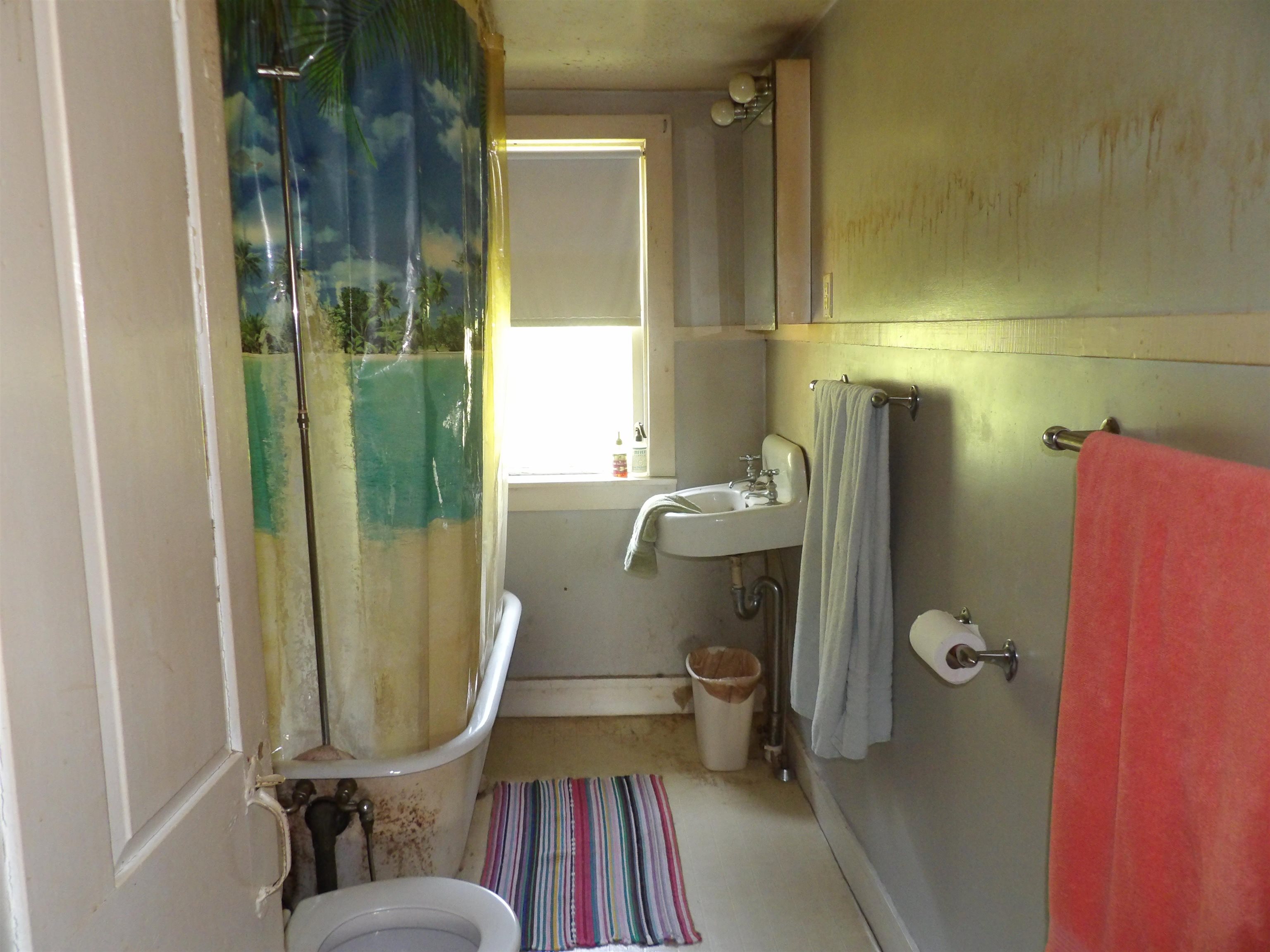 Duxbury, Vermont 05660, United States, 3 Bedrooms Bedrooms, ,1 BathroomBathrooms,Residential,Active,149024