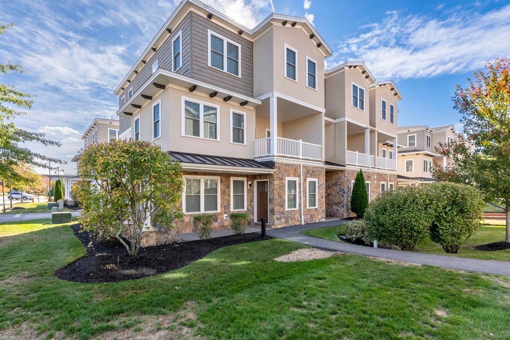 Photo of 2 Montalcino Way, Salem, NH 03110 (MLS # 5067011)