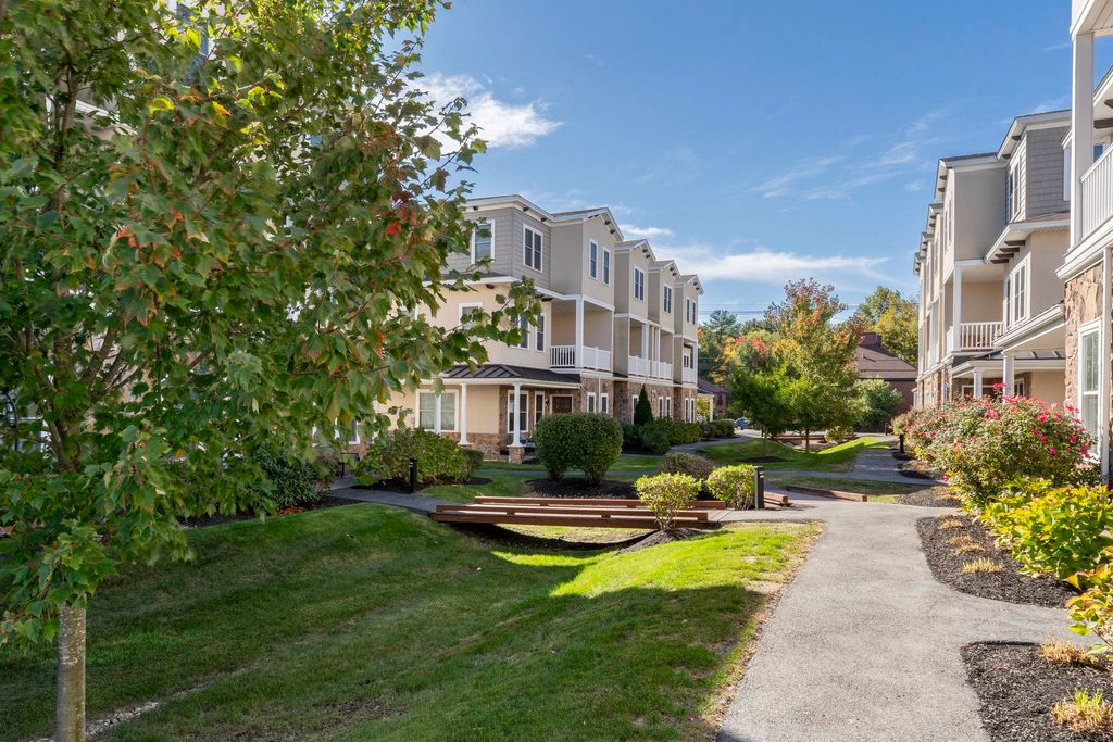 Photo of 2 Montalcino Way, Salem, NH 03110 (MLS # 5067011)