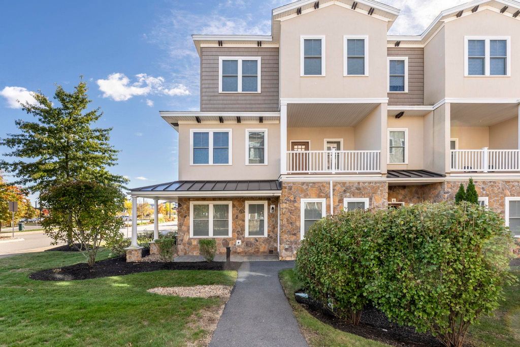 Photo of 2 Montalcino Way, Salem, NH 03110 (MLS # 5067011)