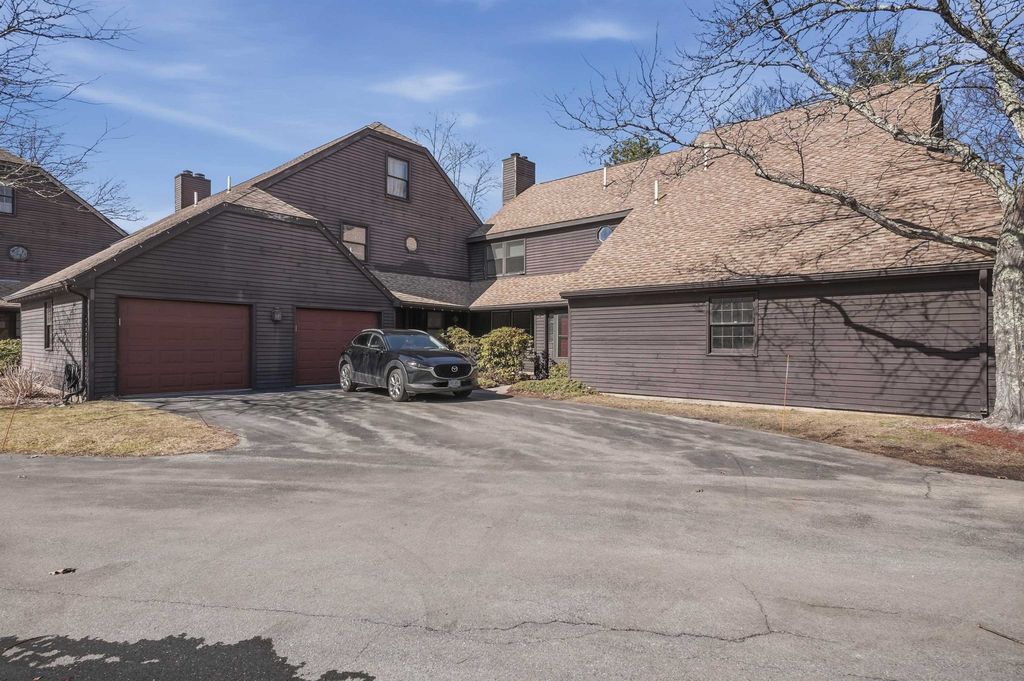 Photo of 45 Stacey Circle, Windham, NH 03087 (MLS # 5079017)