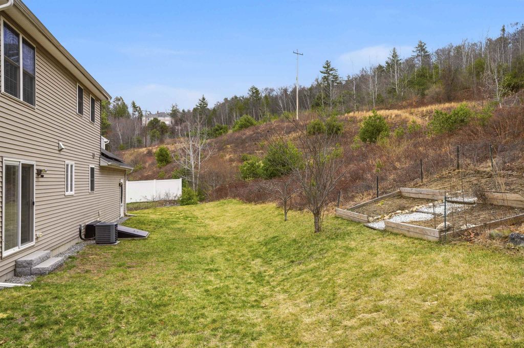 Photo of 18 Richfield Way, Wilton, NH 03086 (MLS # 5084494)