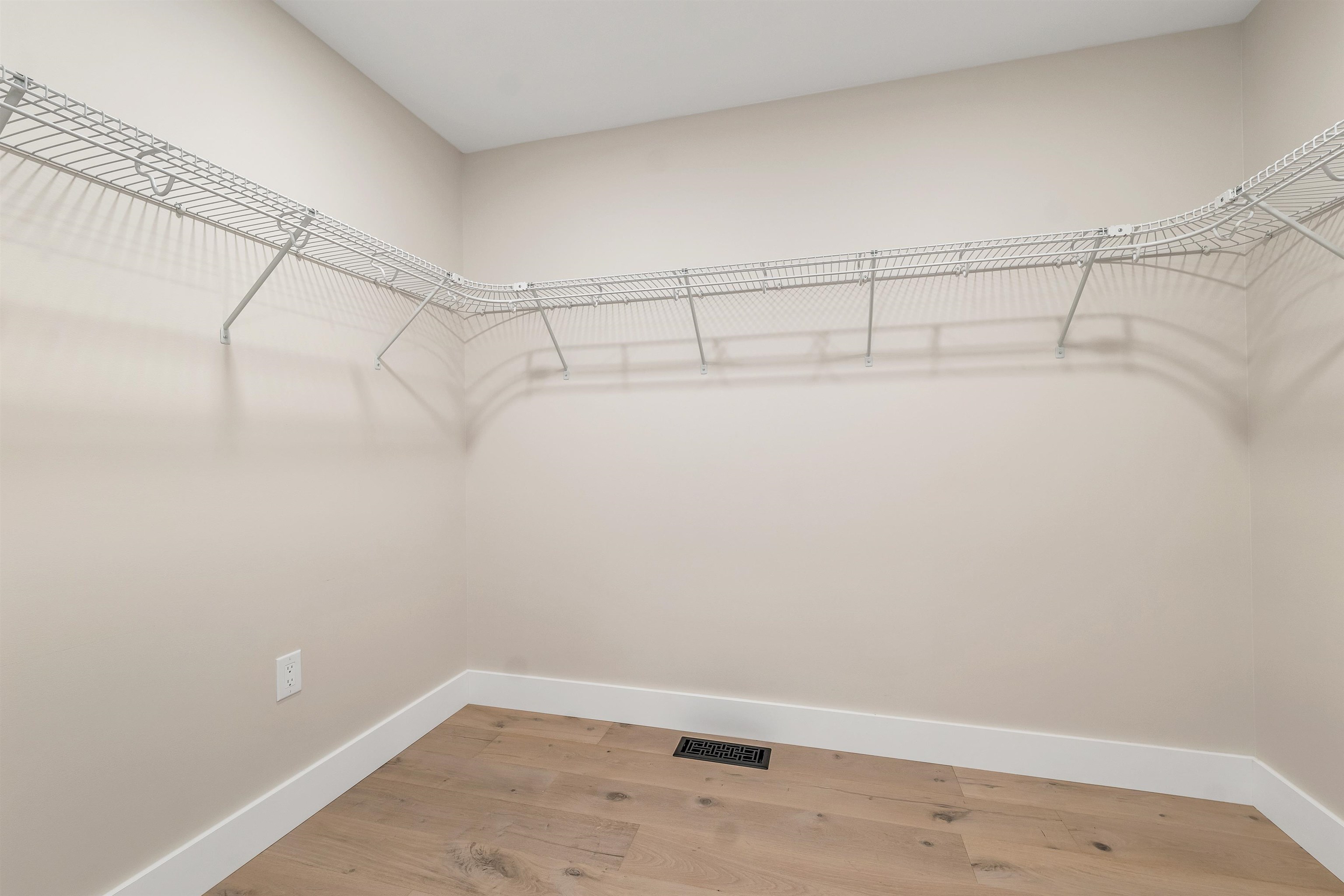 Gilford, New Hampshire 03249, United States, 3 Bedrooms Bedrooms, ,3 BathroomsBathrooms,Residential,Active,155291