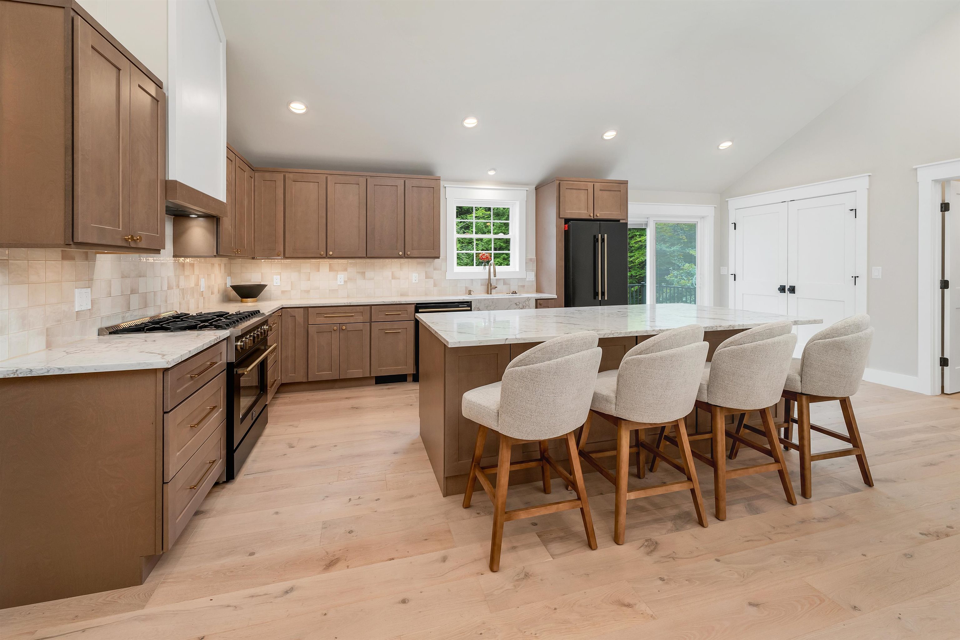 Gilford, New Hampshire 03249, United States, 3 Bedrooms Bedrooms, ,3 BathroomsBathrooms,Residential,Active,155291