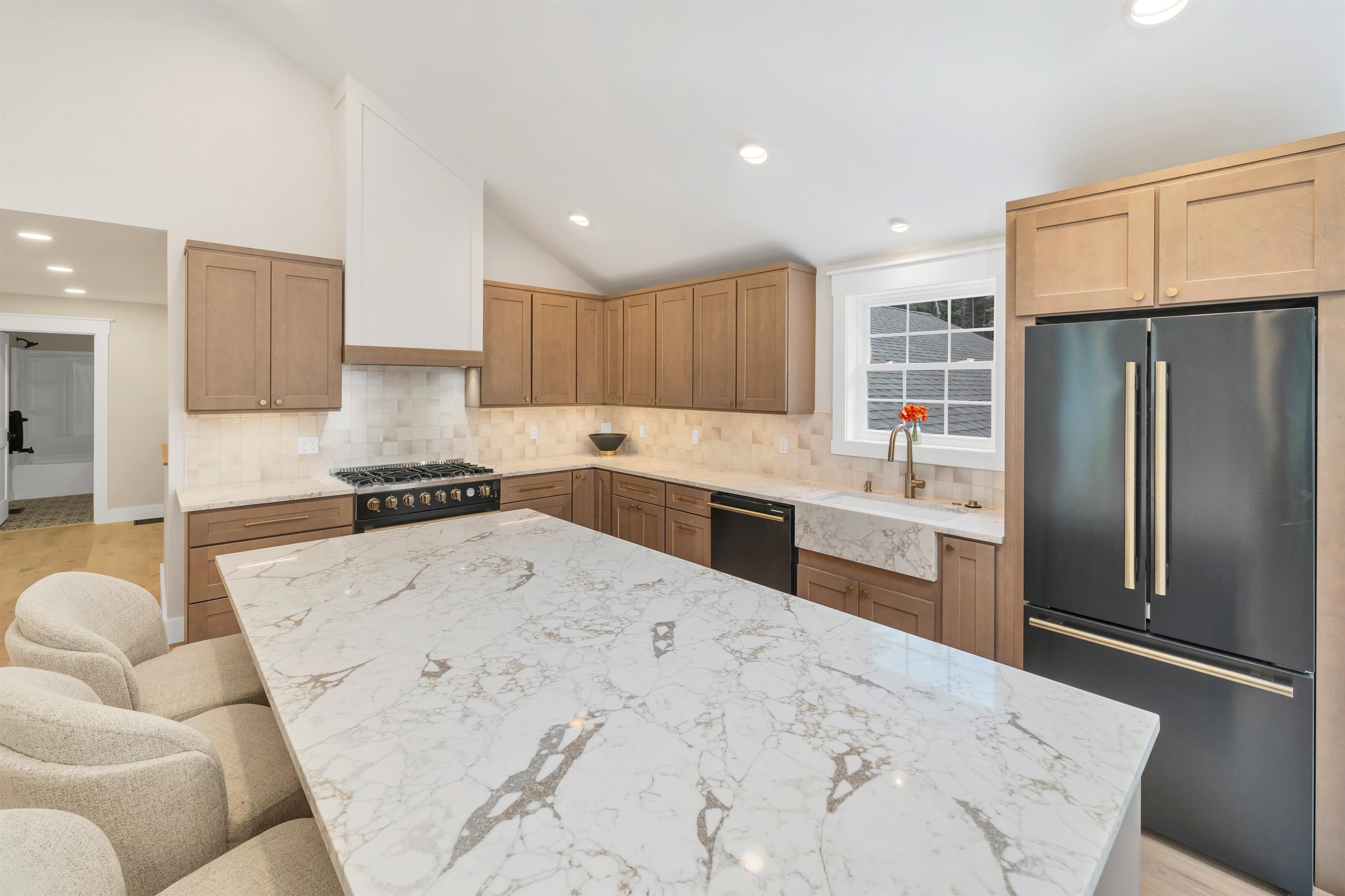 Gilford, New Hampshire 03249, United States, 3 Bedrooms Bedrooms, ,3 BathroomsBathrooms,Residential,Active,155291