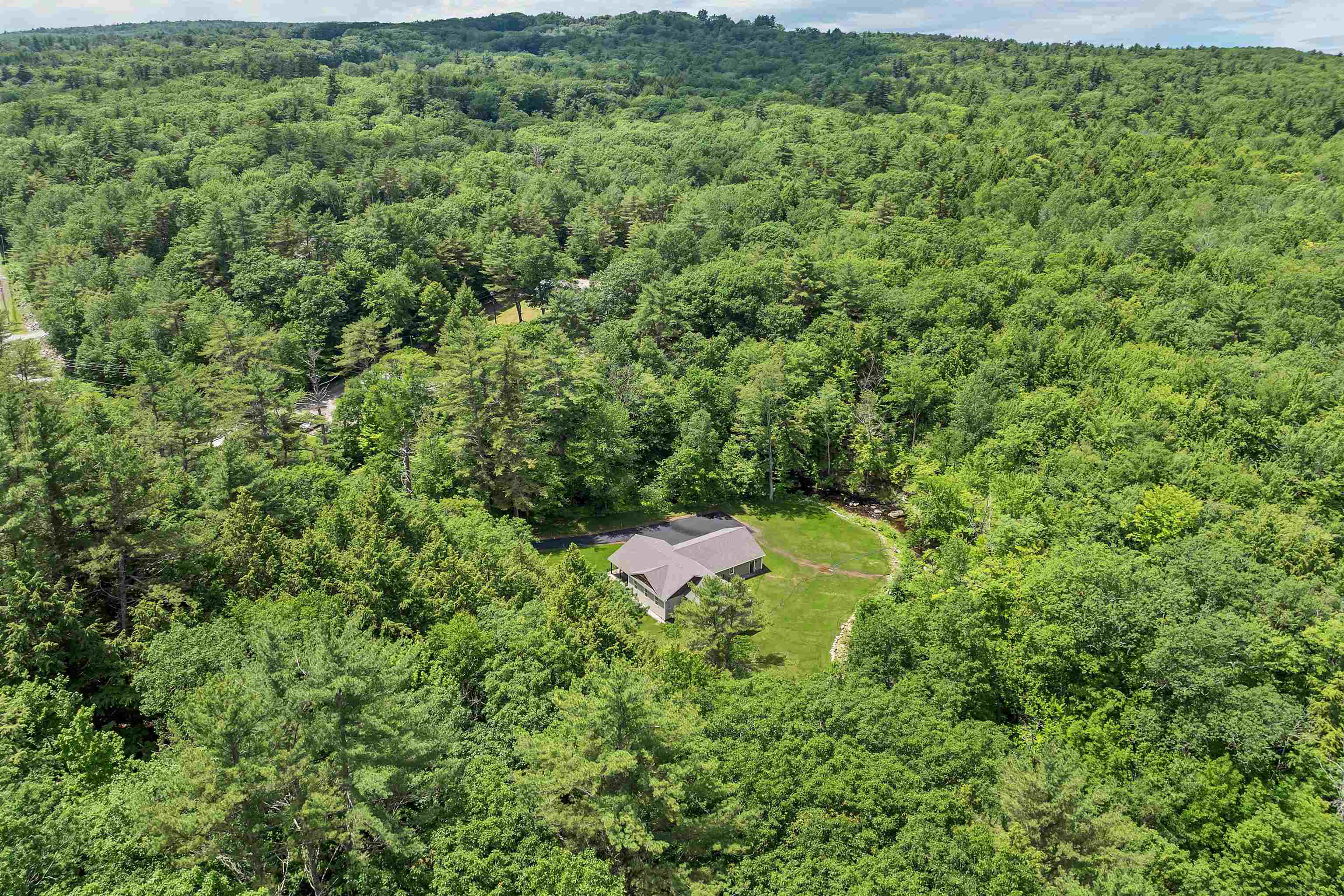 Gilford, New Hampshire 03249, United States, 3 Bedrooms Bedrooms, ,3 BathroomsBathrooms,Residential,Active,155291