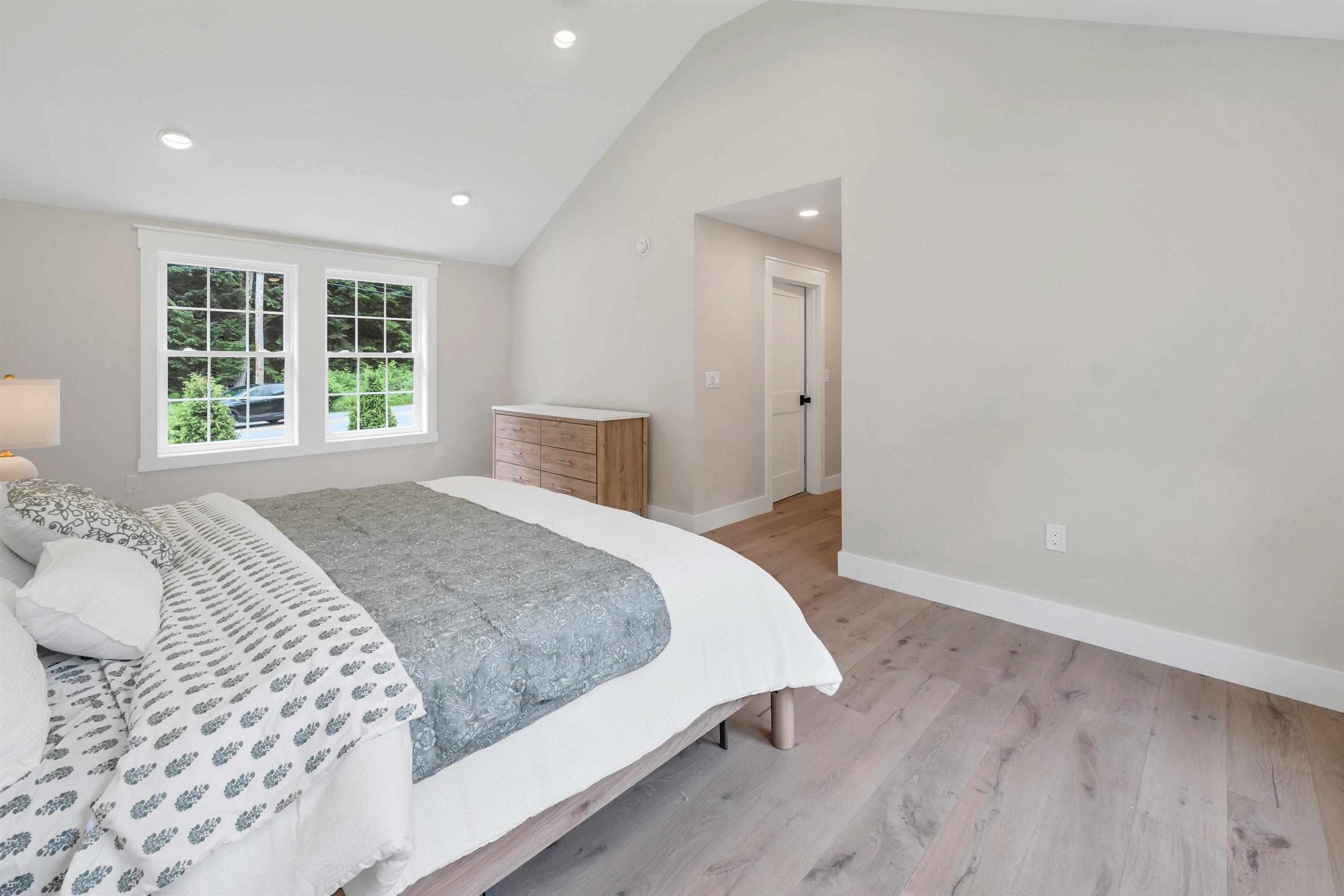 Gilford, New Hampshire 03249, United States, 3 Bedrooms Bedrooms, ,3 BathroomsBathrooms,Residential,Active,155291