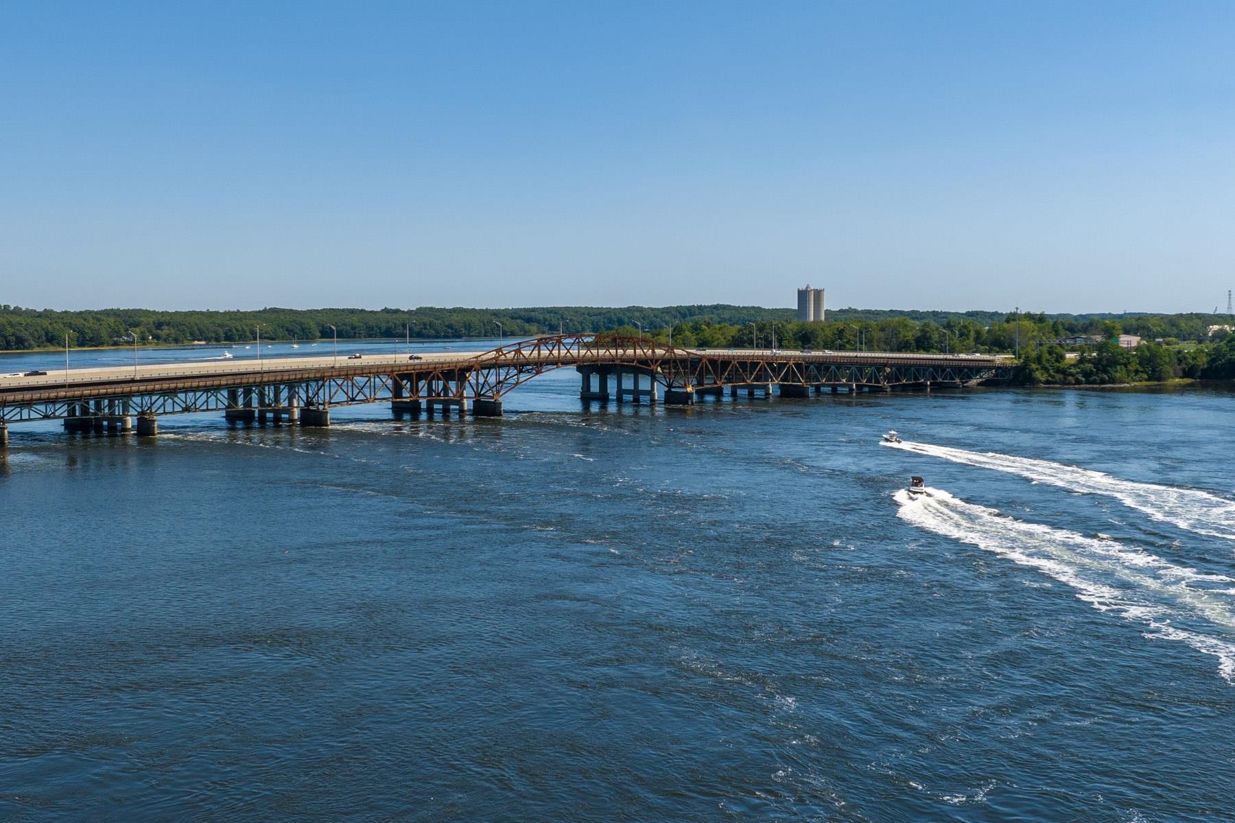 SLIP 28 LITTLE BAY Drive