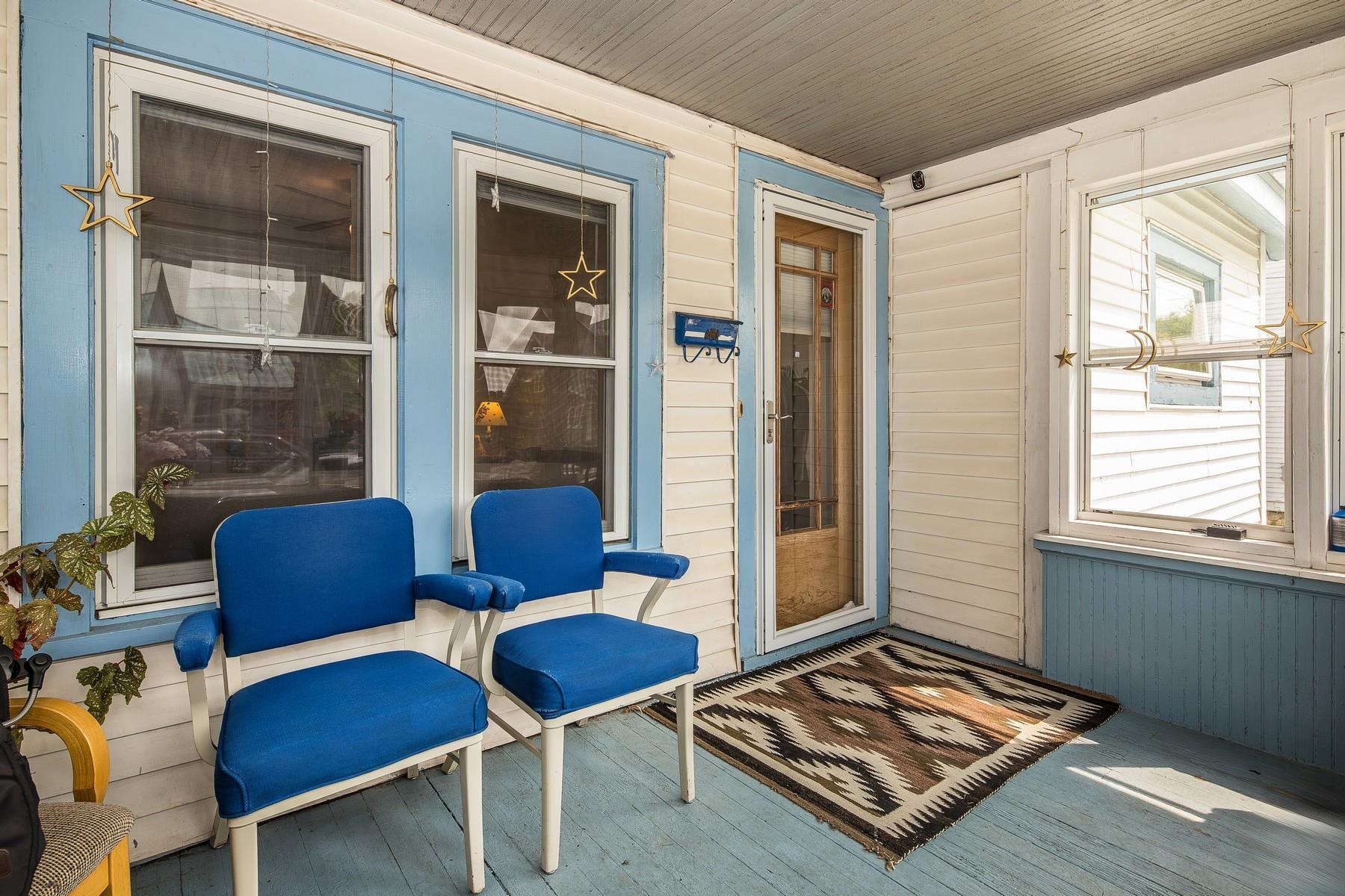 15 Chaplin Avenue
