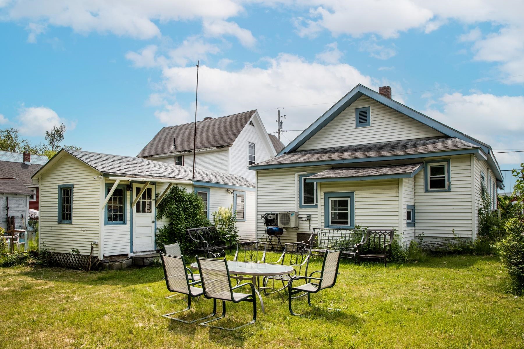 15 Chaplin Avenue