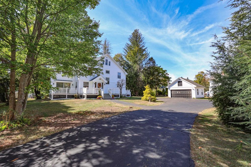 Photo of 224 Pembroke Street, Pembroke, NH 03275 (MLS # 5062930)