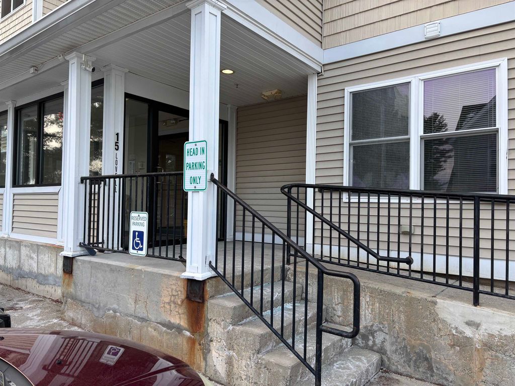 Photo of 15 Lovell Street #7, Nashua, NH 03060 (MLS # 5069271)