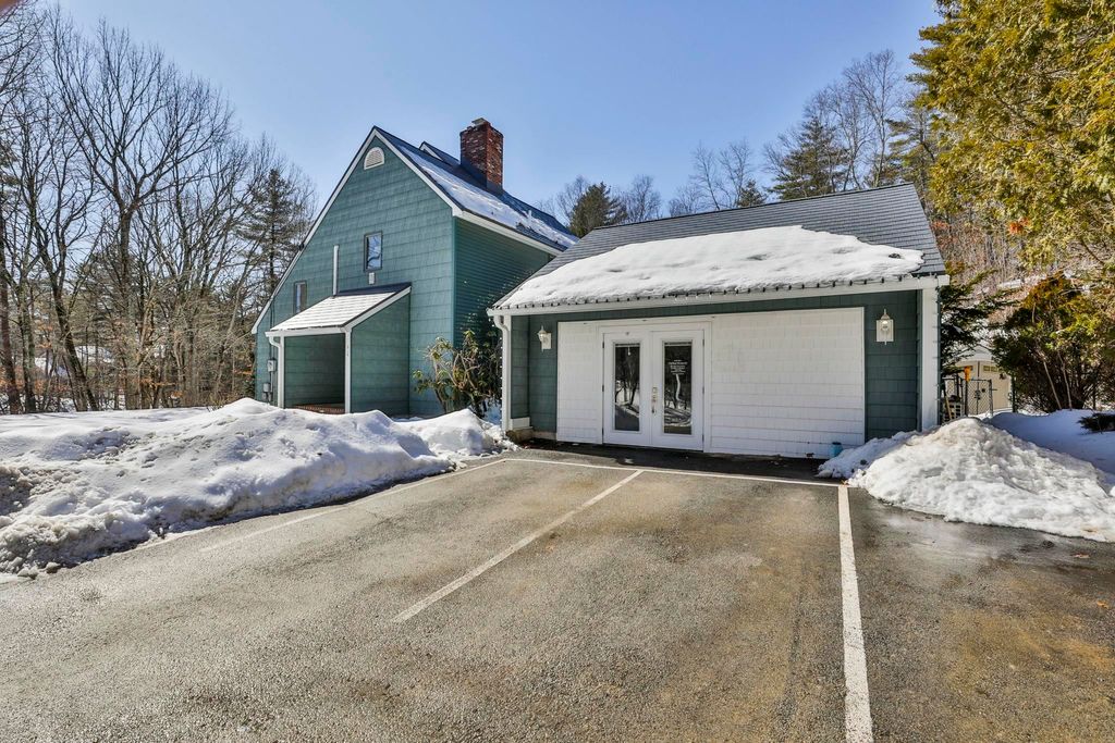Photo of 210 Range Road, Windham, NH 03087 (MLS # 5078368)