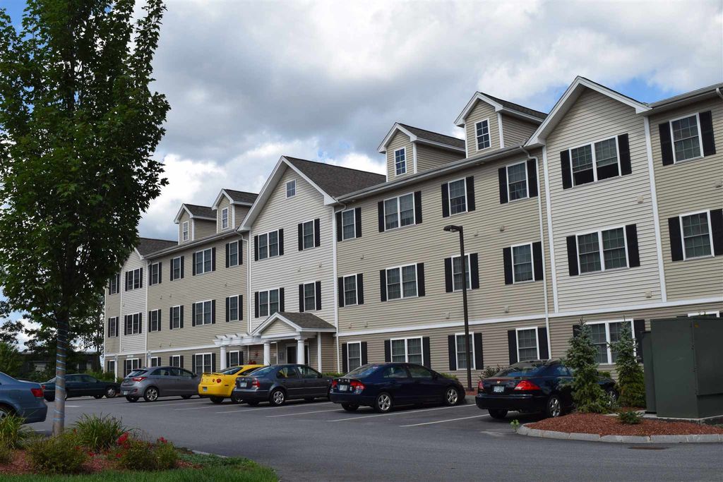 Photo of 10 Sentinel Court #306, Manchester, NH 03104 (MLS # 5088575)