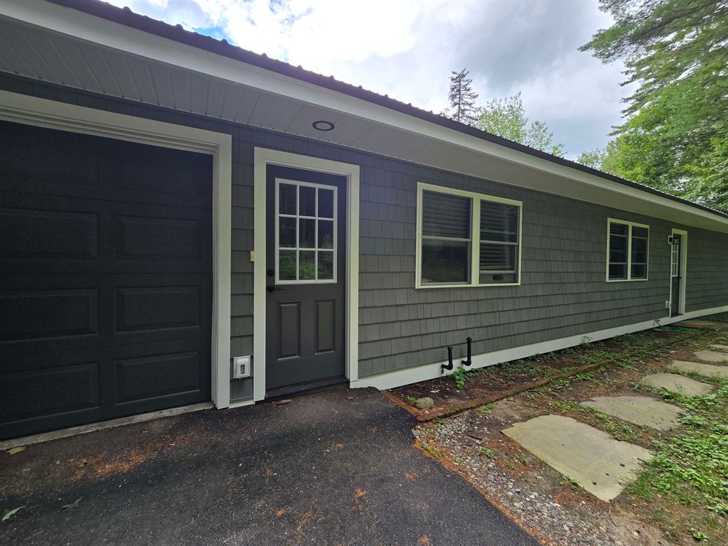 Photo of 101 Range Road, Alton, NH 03809 (MLS # 5085006)