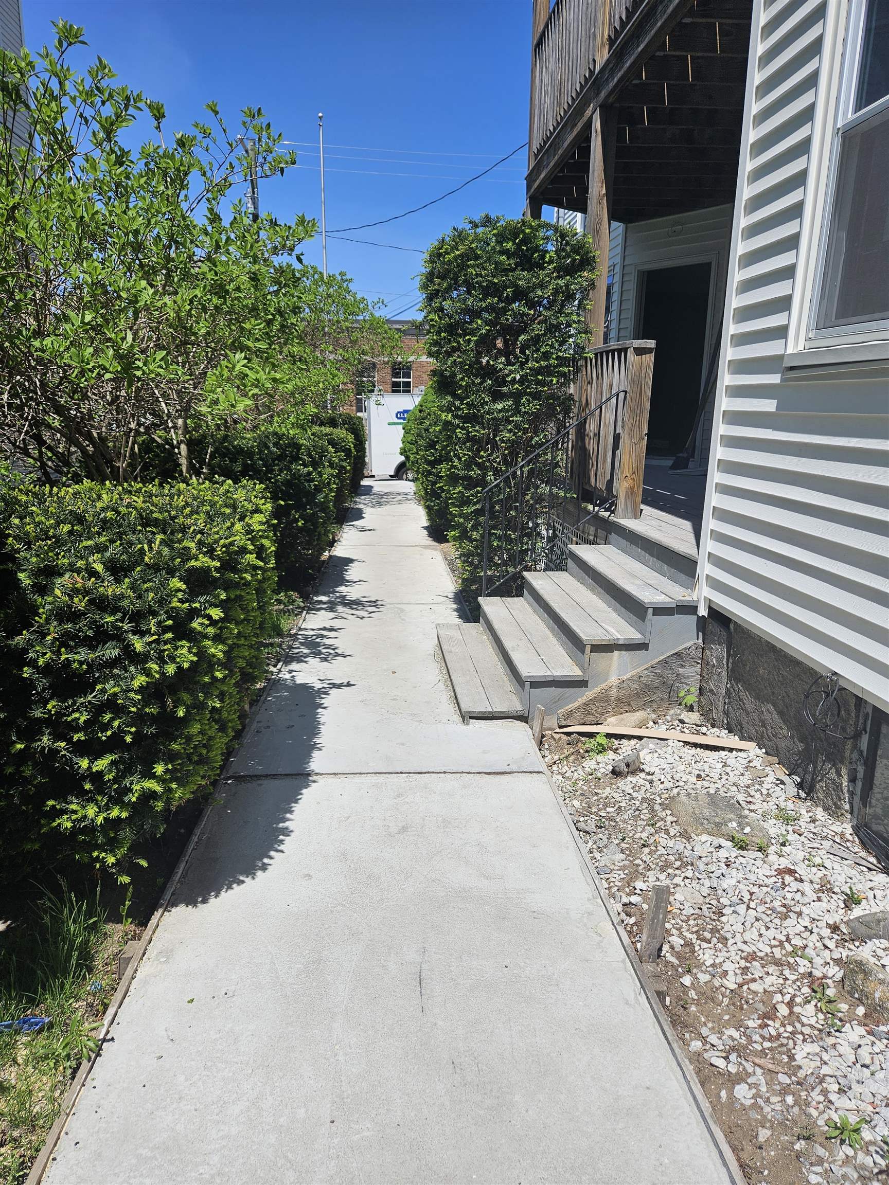 637 Harvard Street