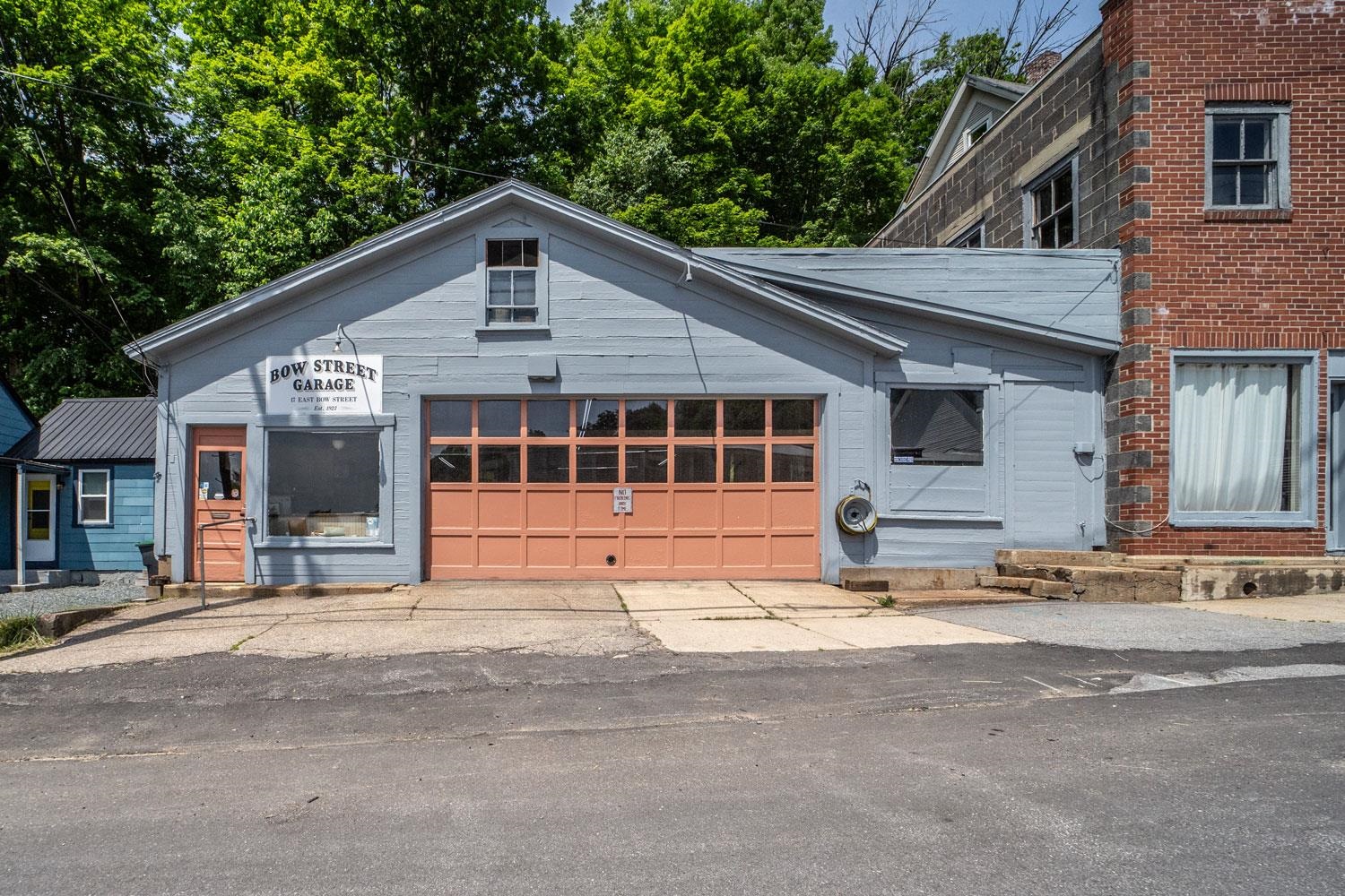 17 E Bow Street
