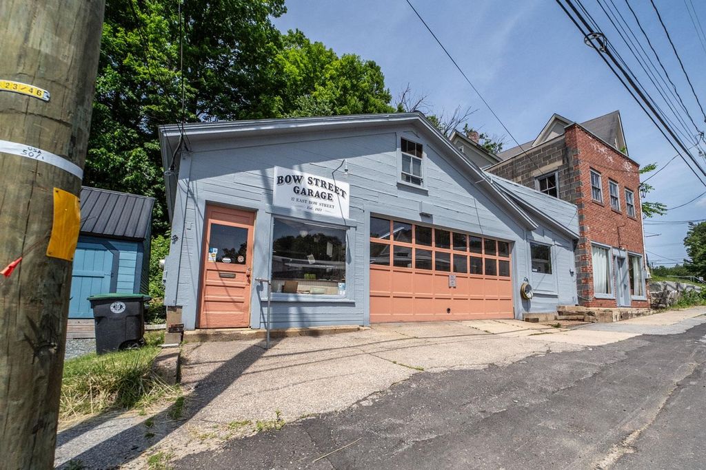 Photo of 17 E Bow Street, Franklin, NH 03235 (MLS # 5047260)