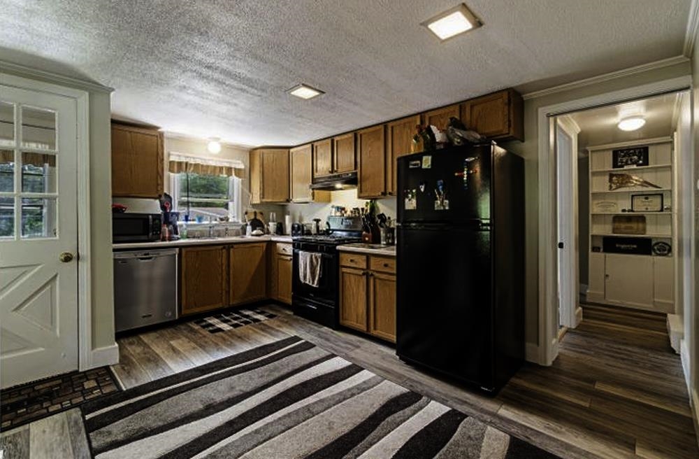 37 Pleasant Point Road B