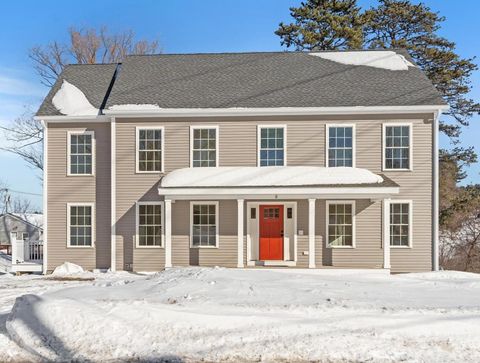 8 Meadowbrook Drive Nashua NH 03062