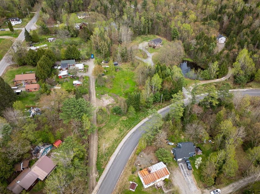 62 whitcomb Drive 62