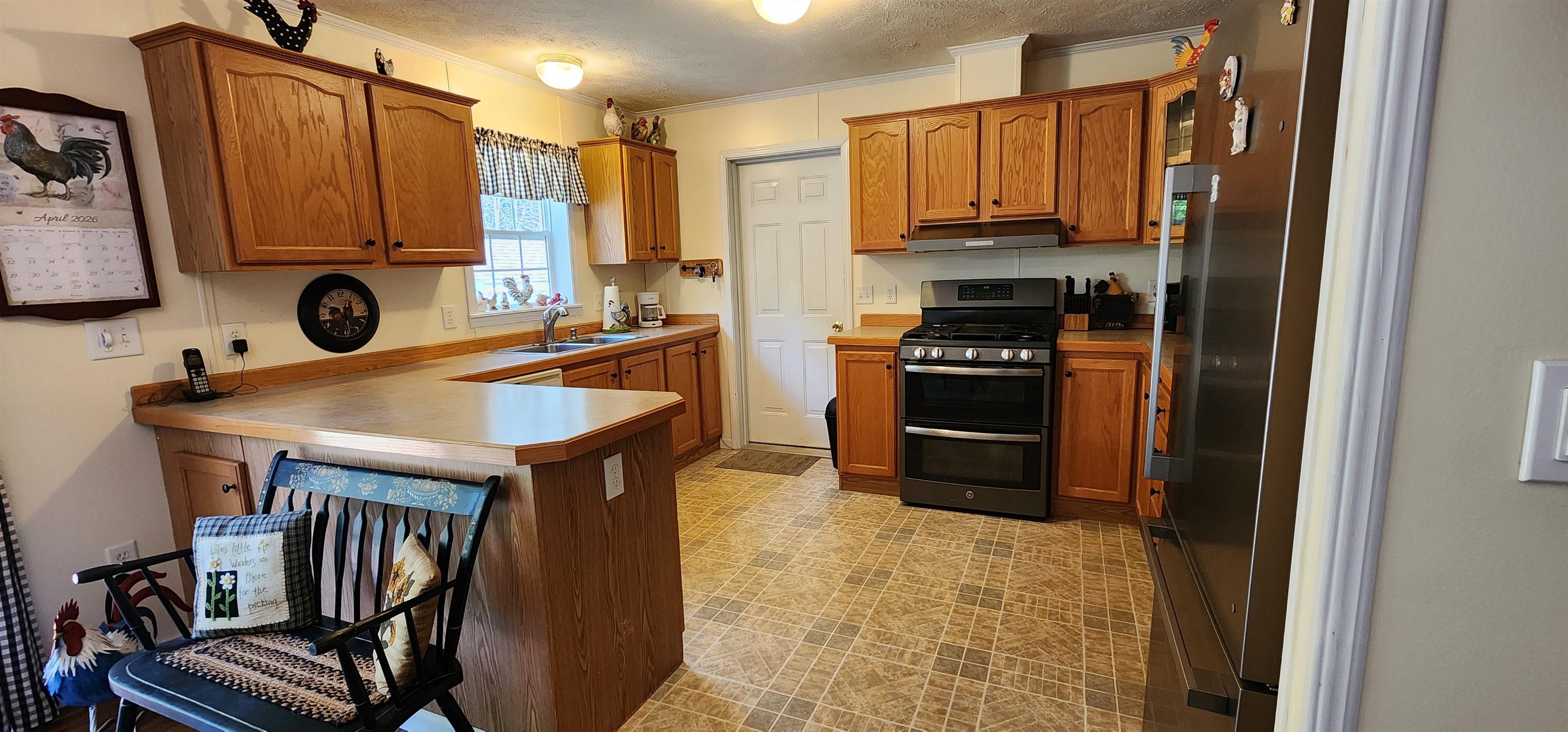 8 Timberline Drive