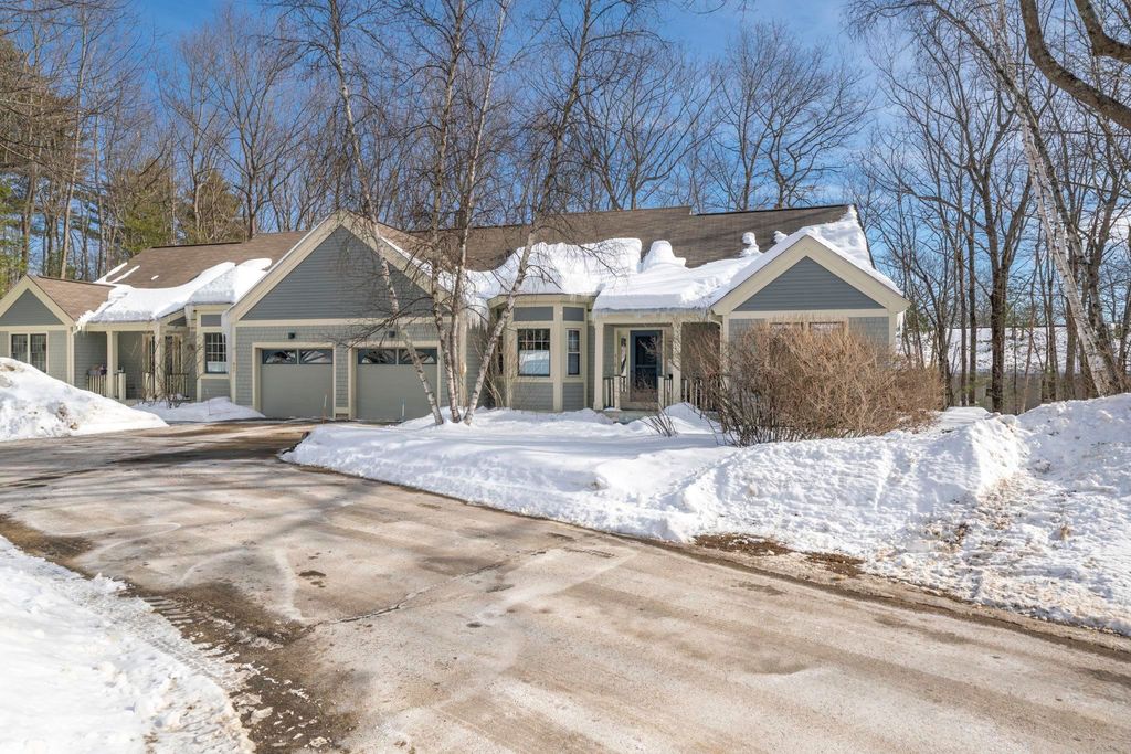 Photo of 1465 Hooksett Road #418, Hooksett, NH 03106 (MLS # 5076461)