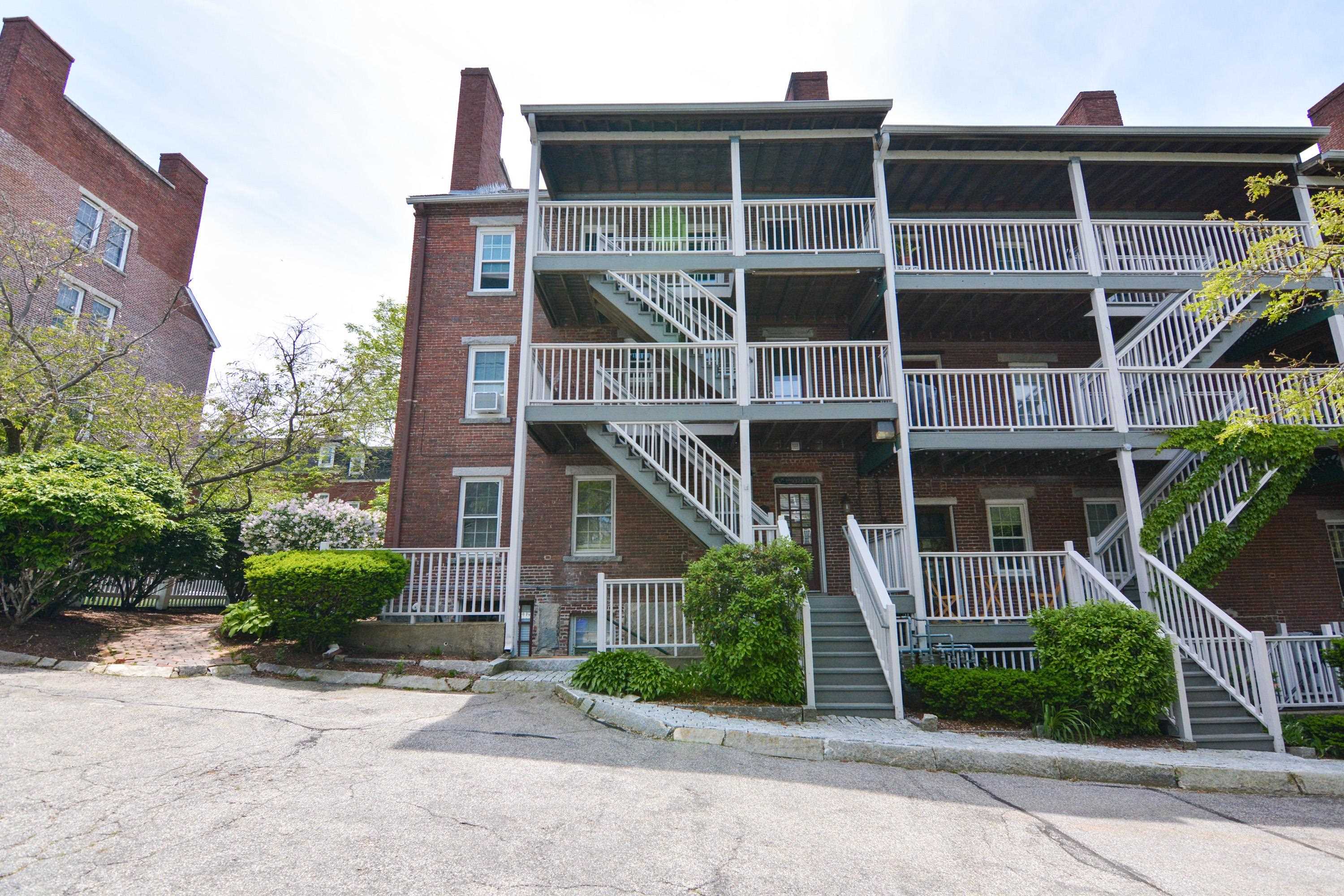 125 W. Merrimack Street 2