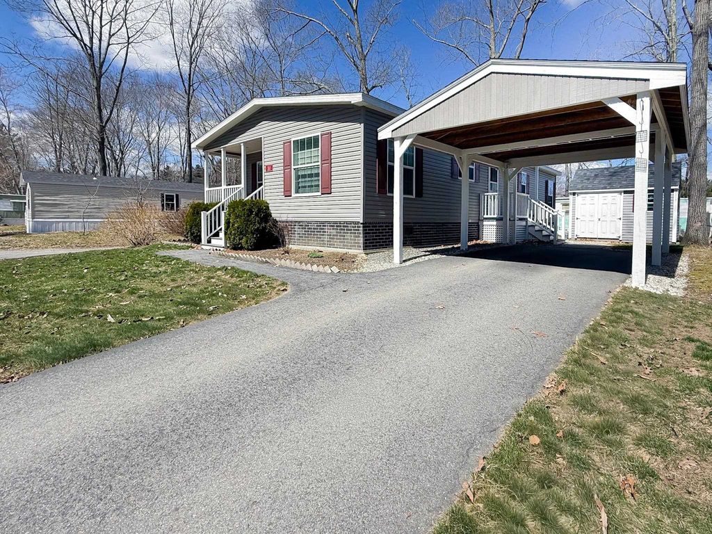 Photo of 310 Friar Tuck Drive, Exeter, NH 03833 (MLS # 5082652)