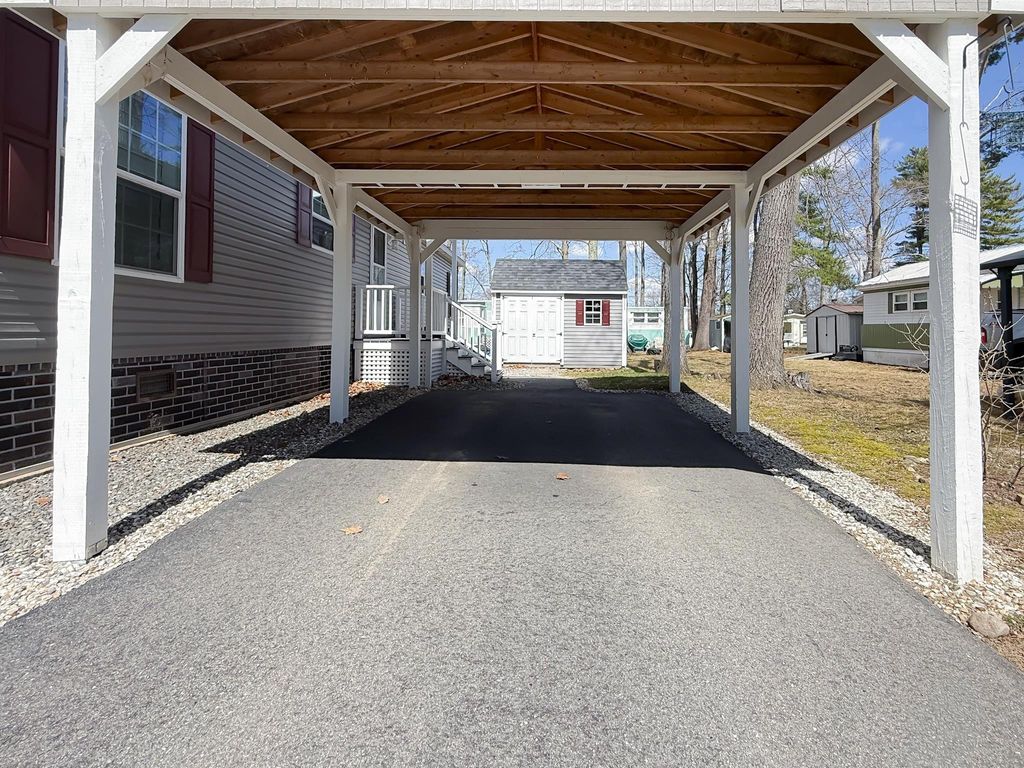 Photo of 310 Friar Tuck Drive, Exeter, NH 03833 (MLS # 5082652)