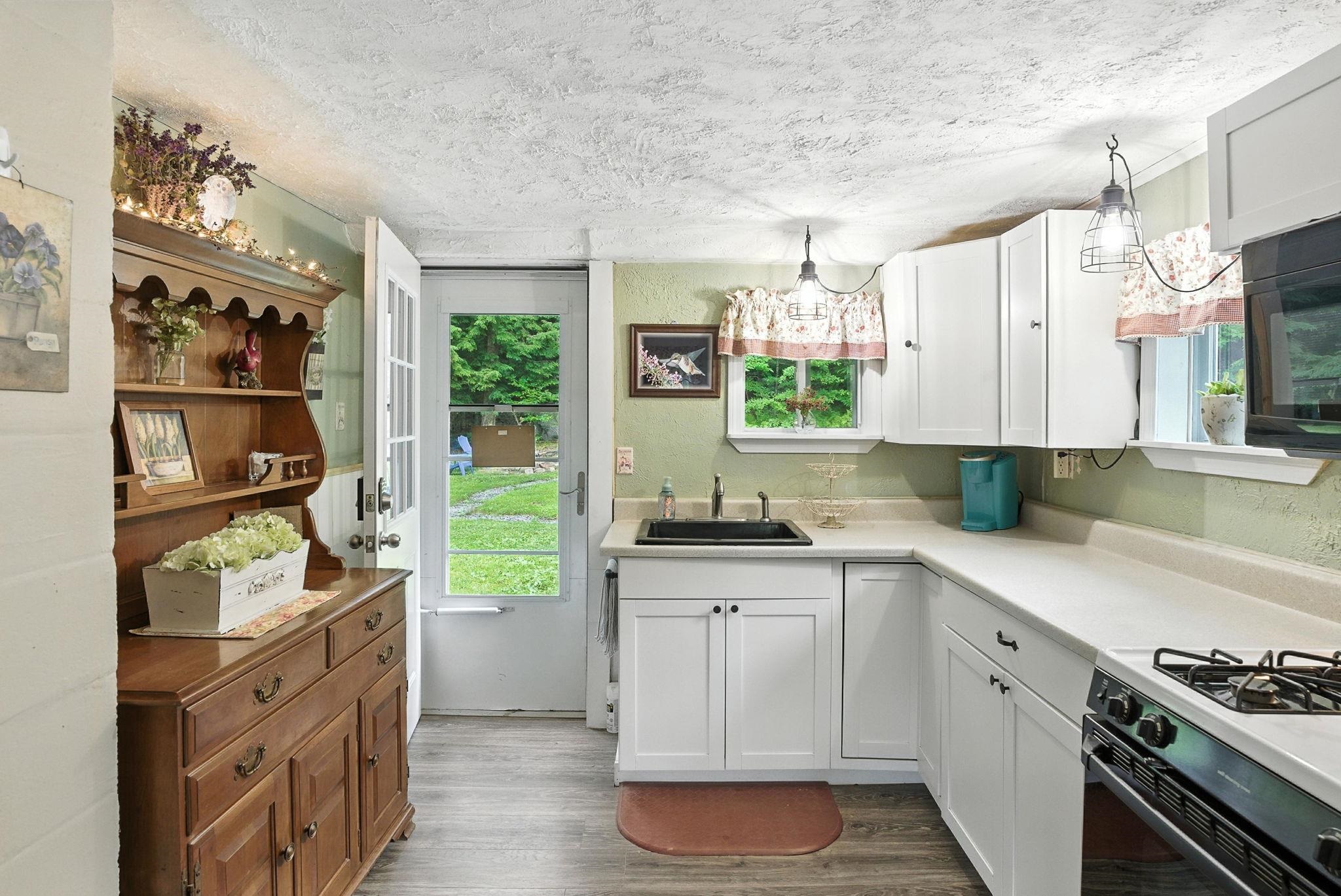 13 Pearly Pond Way