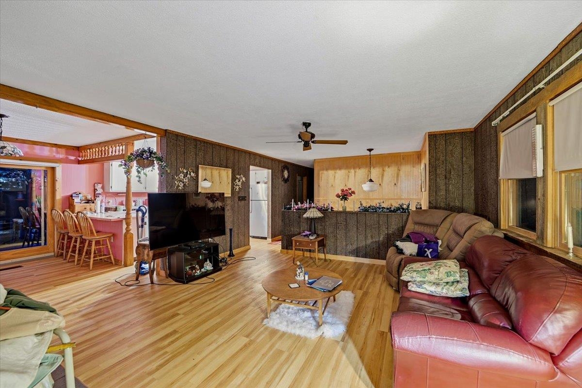 387 Wilmouth Hill Road