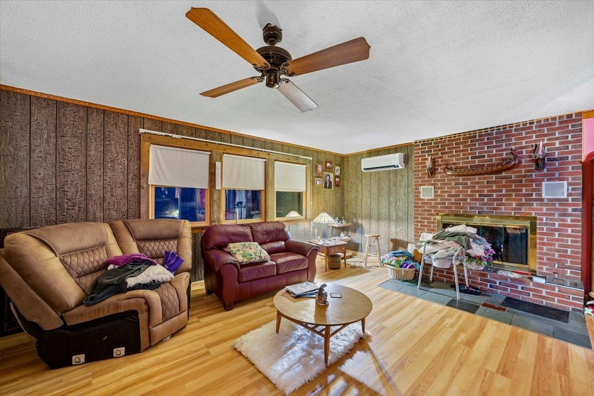 387 Wilmouth Hill Road