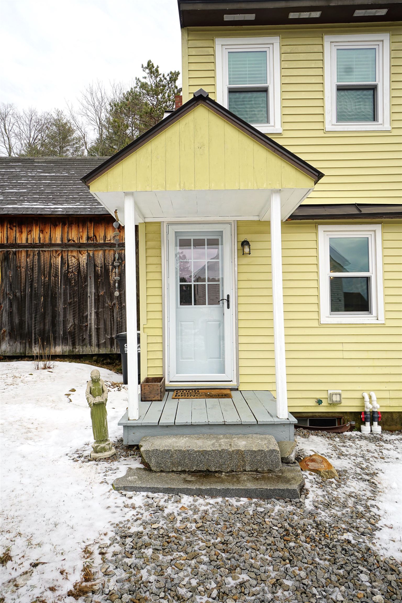 Chichester, New Hampshire 03258, United States, 3 Bedrooms Bedrooms, ,2 BathroomsBathrooms,Residential,Pending,101770