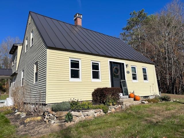 Chichester, New Hampshire 03258, United States, 3 Bedrooms Bedrooms, ,2 BathroomsBathrooms,Residential,Pending,101770