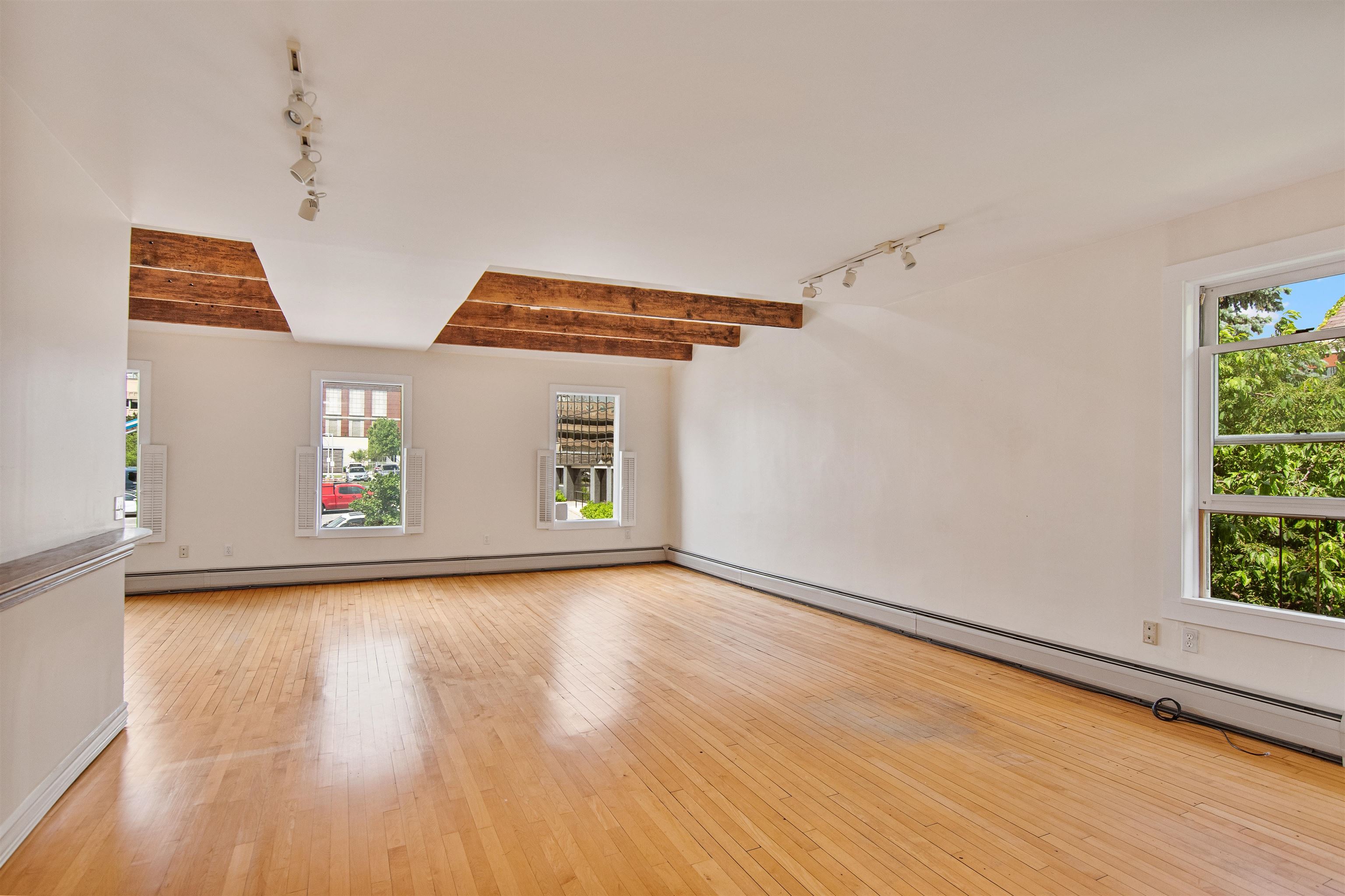 89 College Street Unit A-2