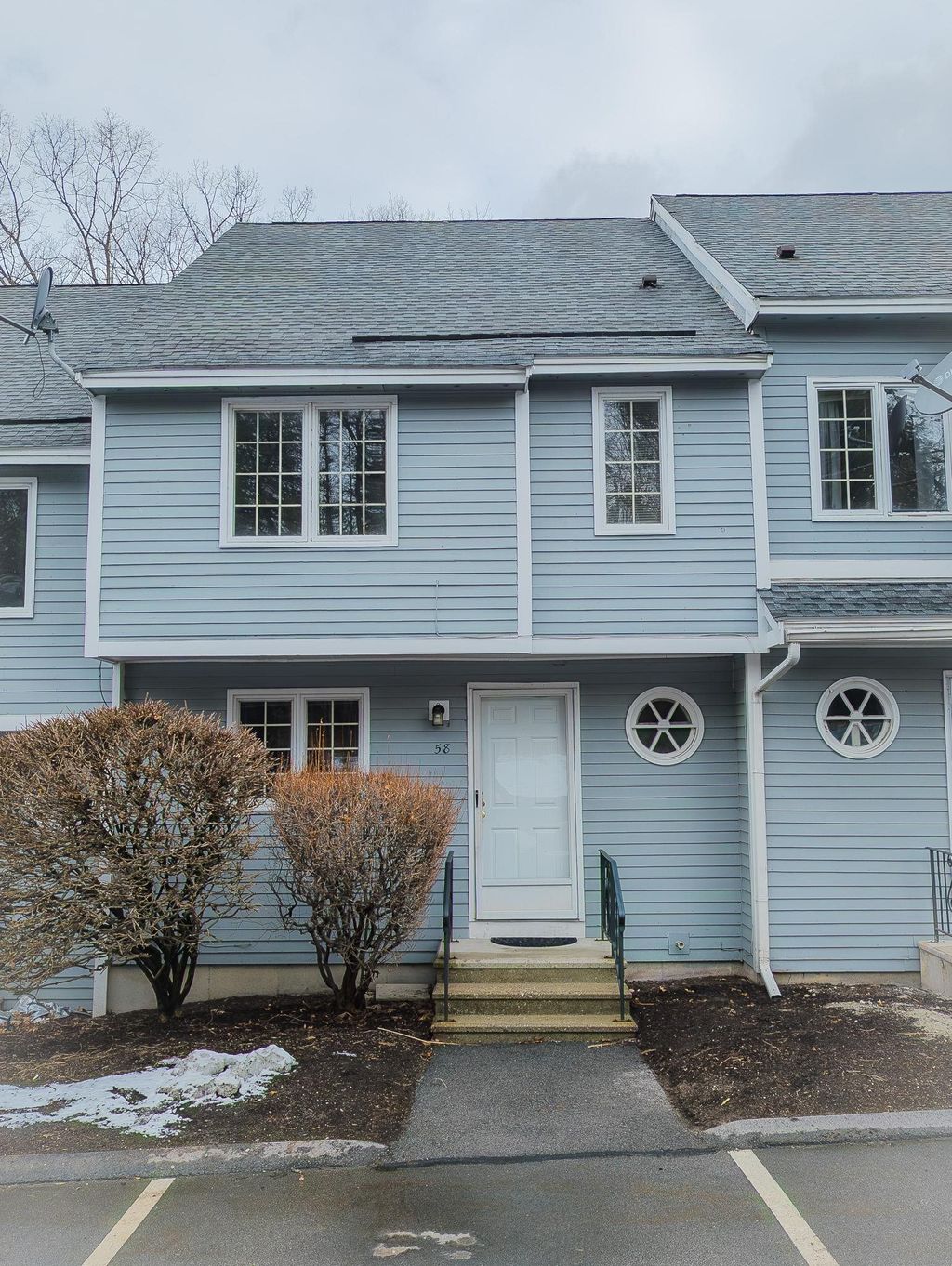 Photo of 58 Merrimack Drive #44, Merrimack, NH 03054 (MLS # 5079514)