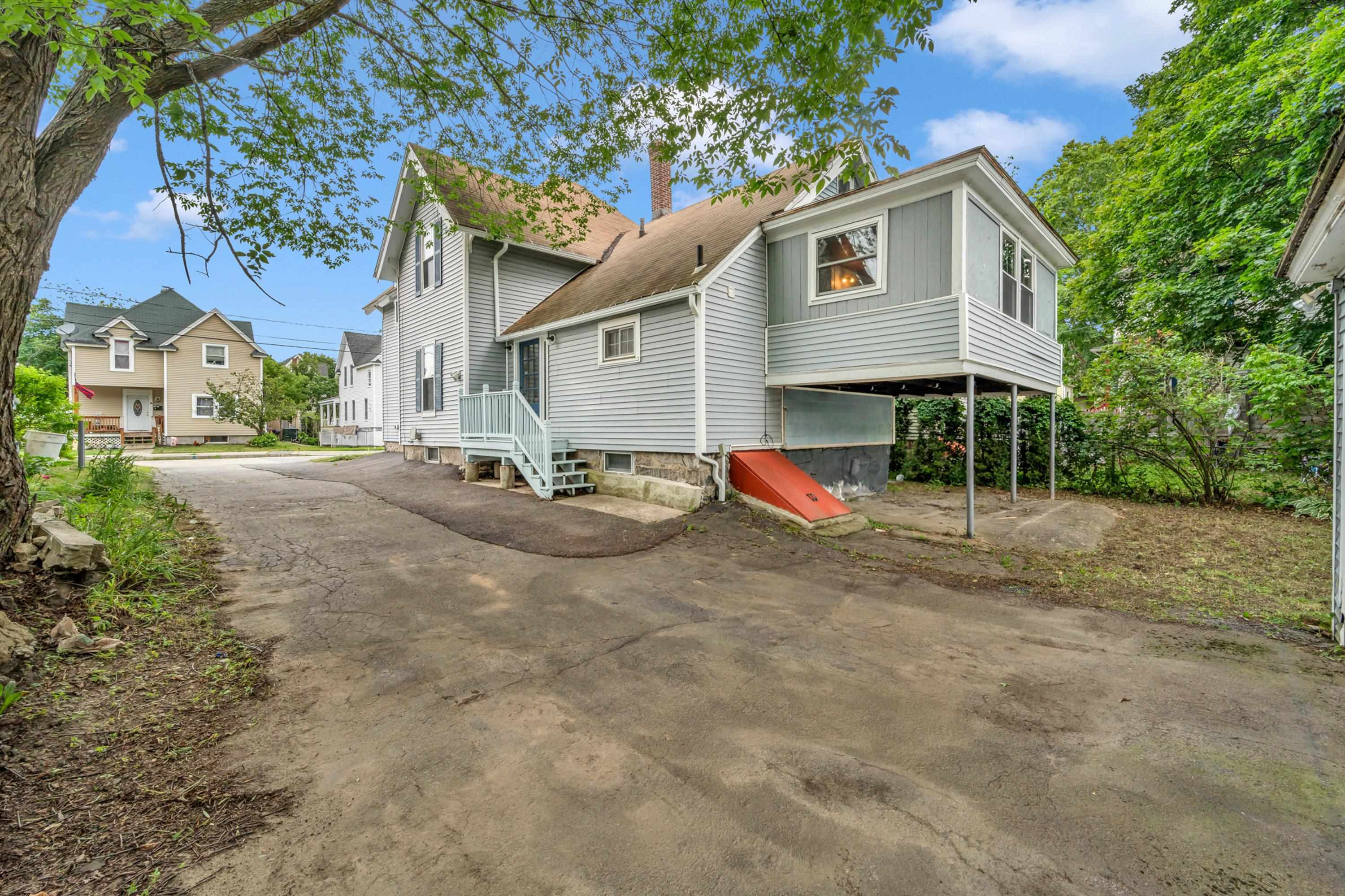 317 Laurel Street