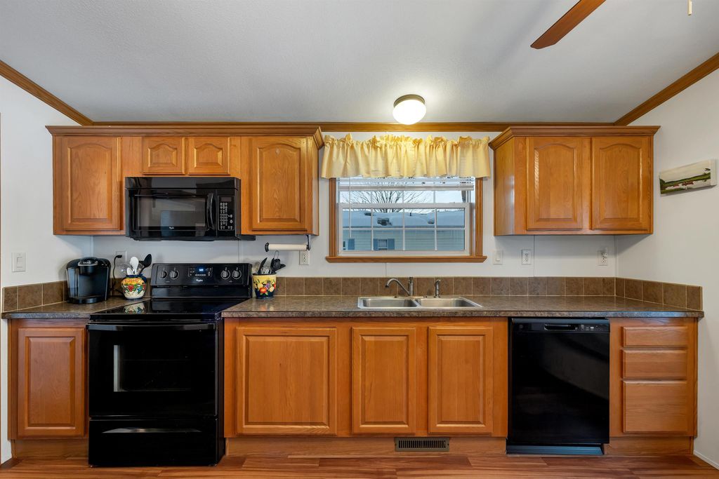 Photo of 9 Slate Run, North Hampton, NH 03862 (MLS # 5075620)