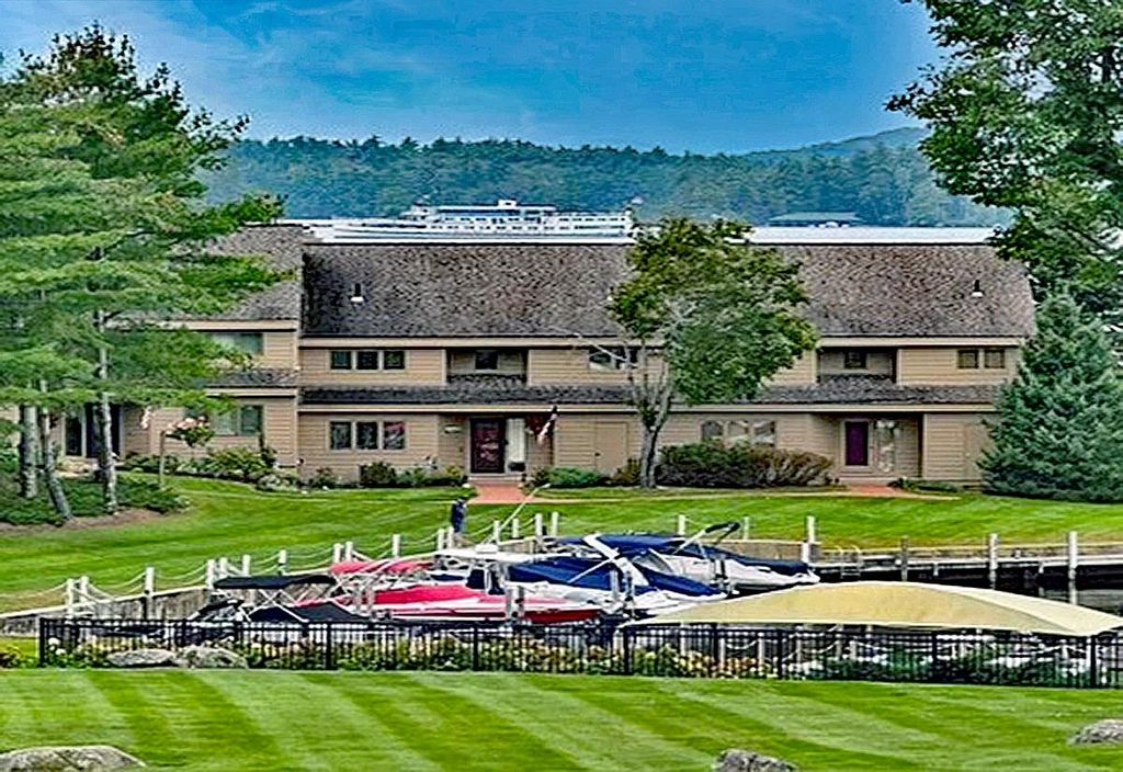 Photo of 11 Portside Drive #4, Moultonborough, NH 03254 (MLS # 5077234)