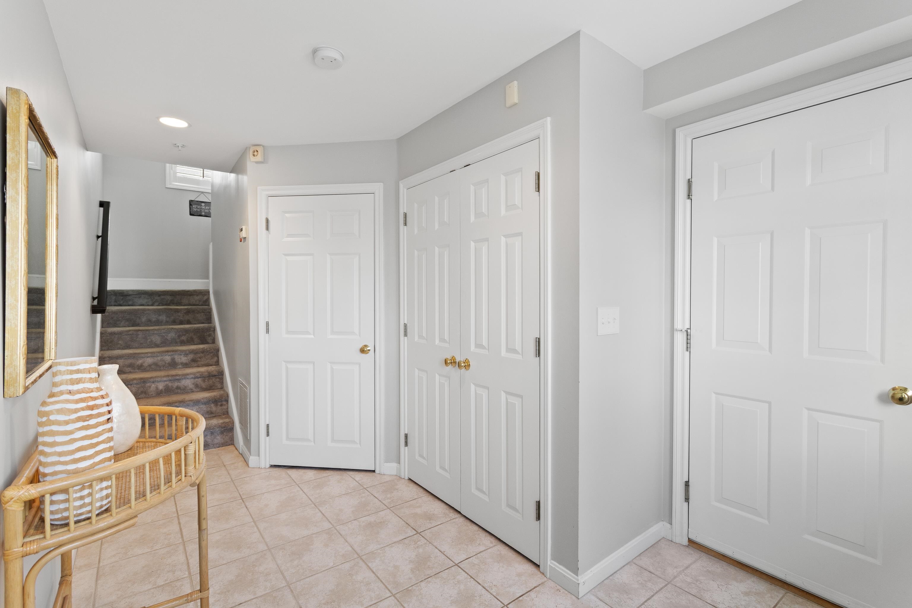 520 Ocean Boulevard 10