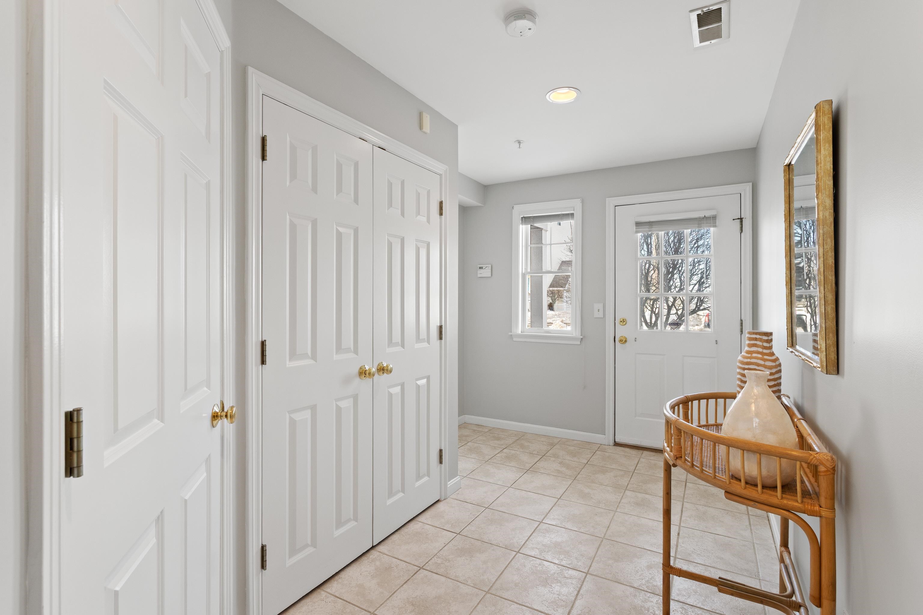 520 Ocean Boulevard 10