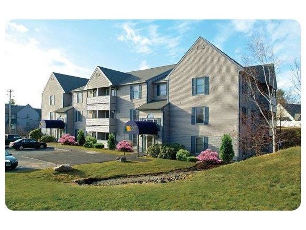 Photo of 157 Eastern Avenue #204, Manchester, NH 03104 (MLS # 5087594)